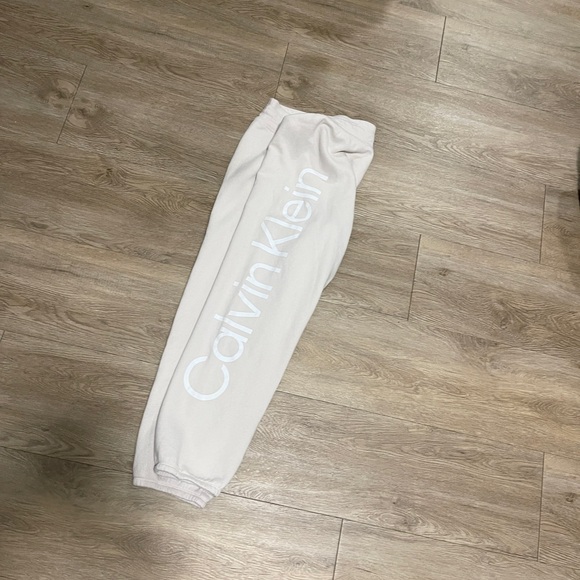 Calvin Klein Performance Logo Sweatpants - Picture 2 of 5
